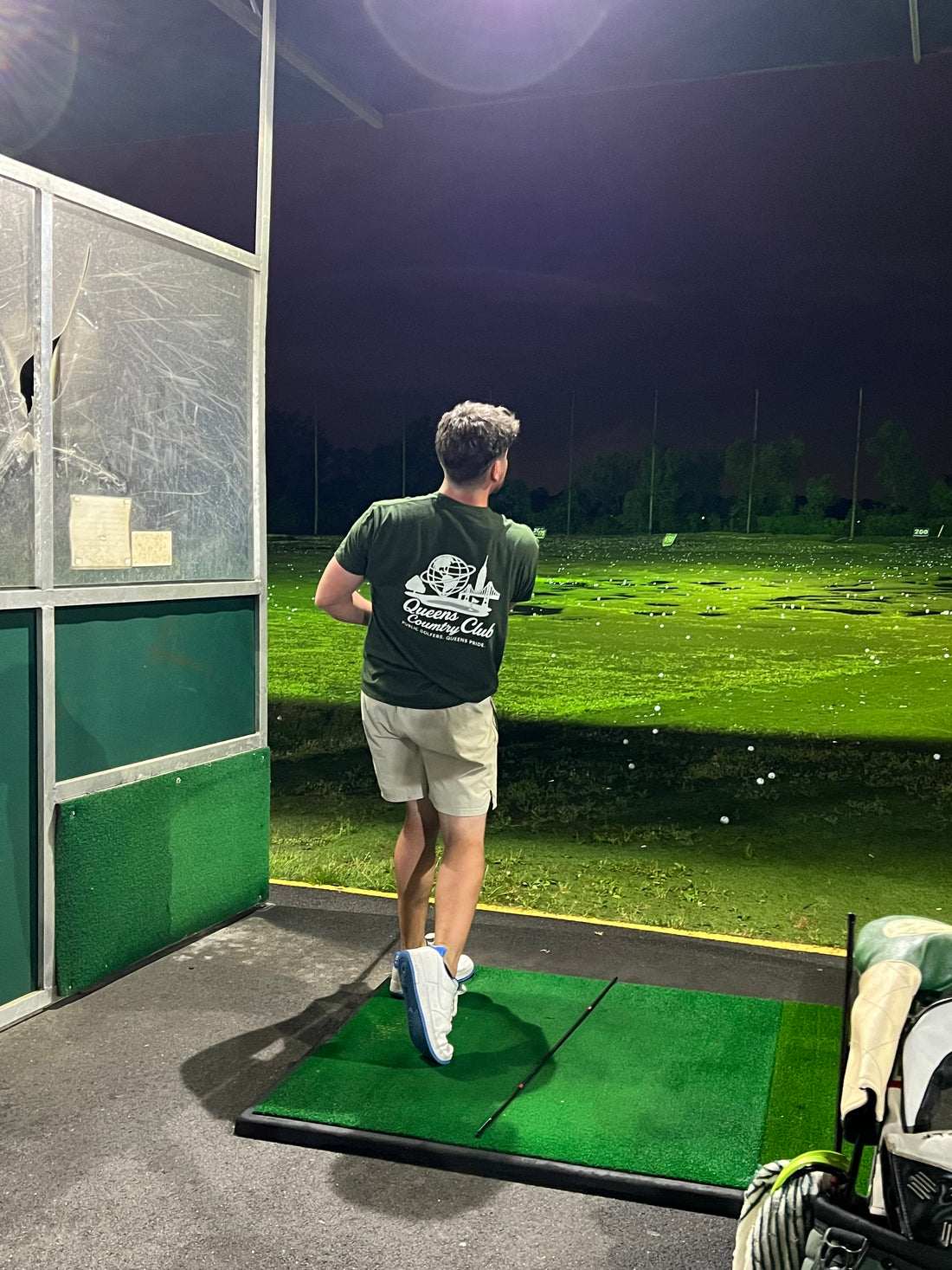 Queens Unisphere Golf Tee - Queens Country Club at Alley Pond Golf Range