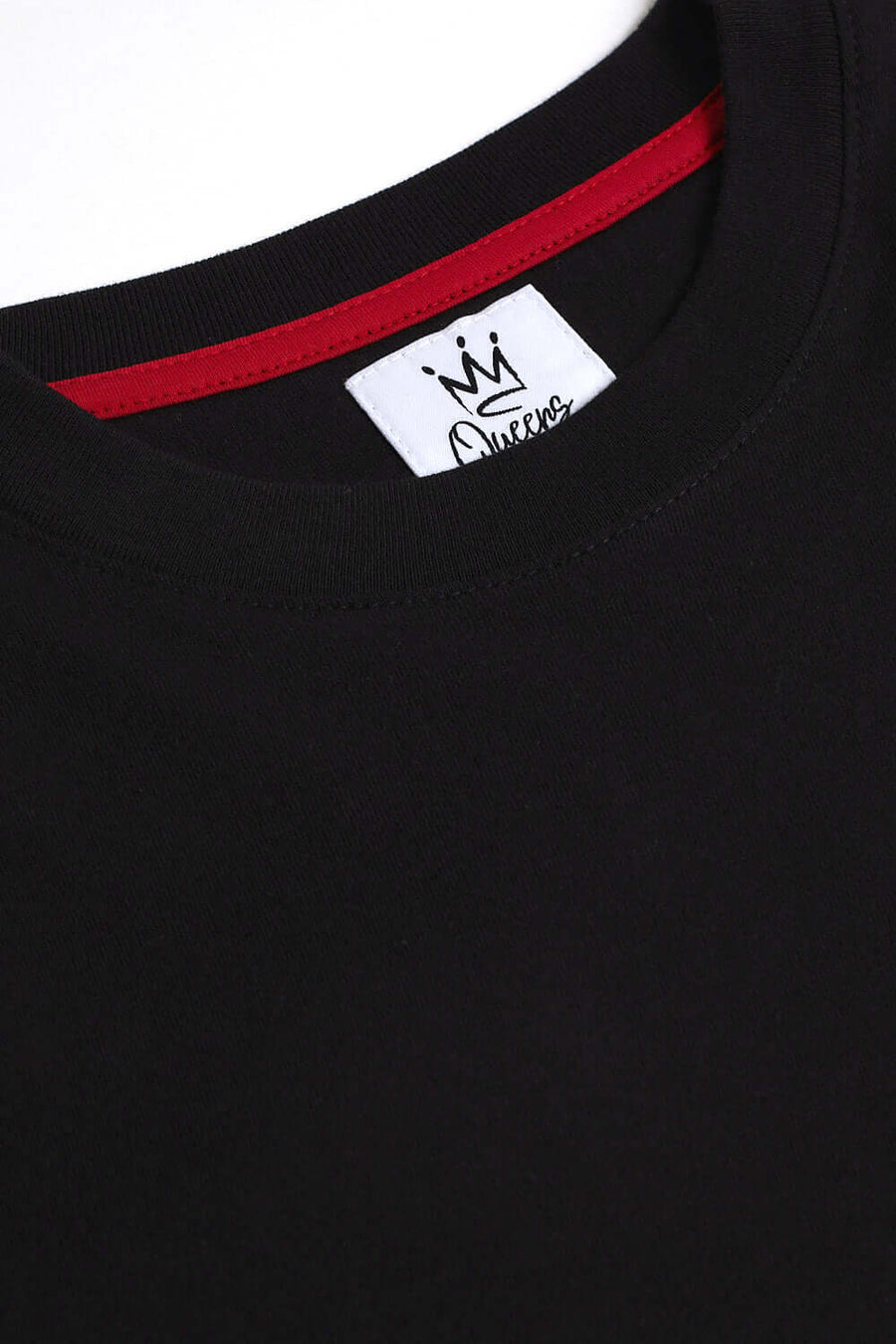 Men's Crown Q Logo T-shirts - Queens Country Club