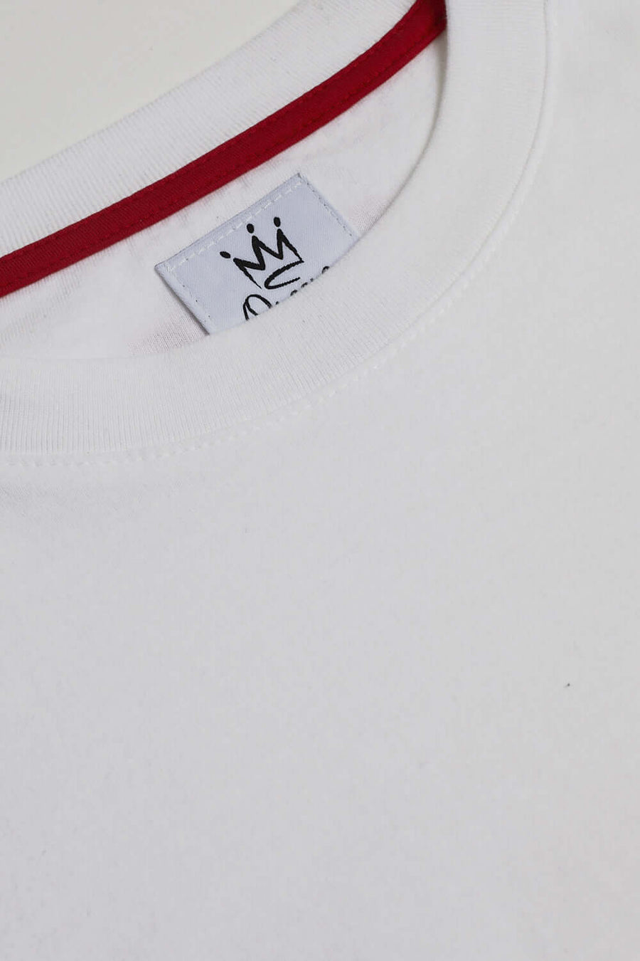 Men's Crown Q Logo T-shirts - Queens Country Club